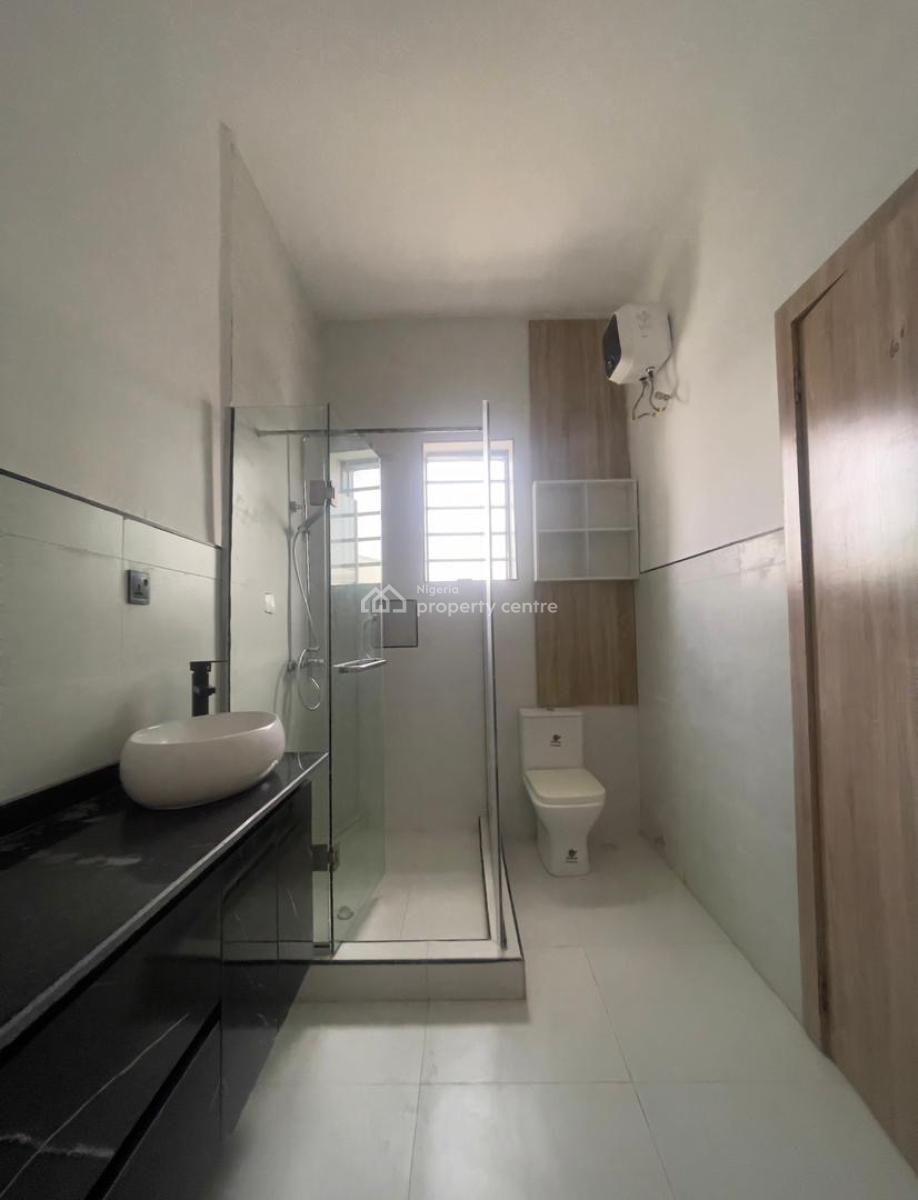 Fully Serviced 4 Bedroom Semi Detached Duplex with Bq, Vgc, Lekki, Lagos, Semi-detached Duplex for Sale