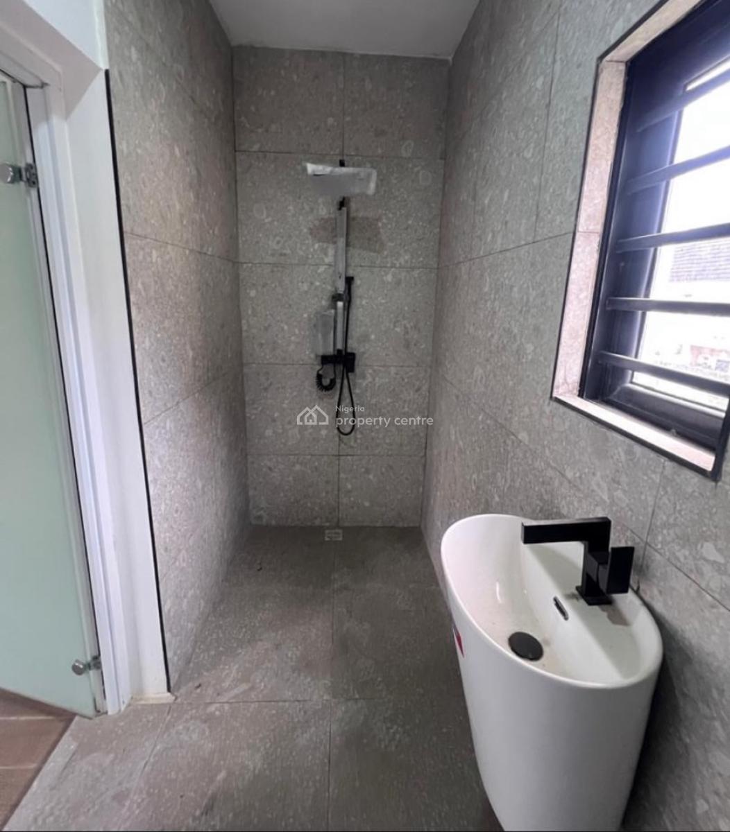 2 Bedroom Apartment, Agungi, Lekki, Lagos, Flat / Apartment for Sale