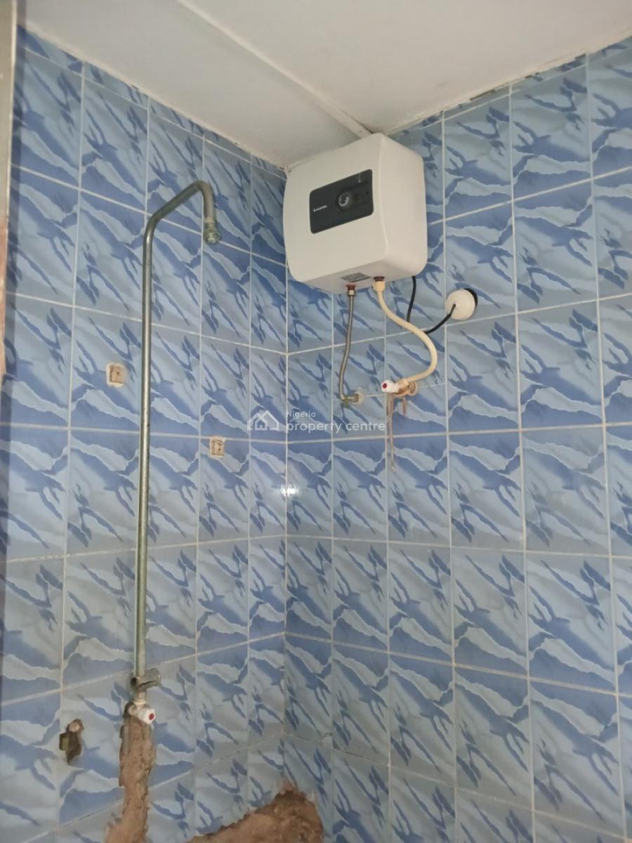 Vacant 6 Bedroom Duplex with 2units of 3 Bedroom, Ikotun, Lagos, House for Sale