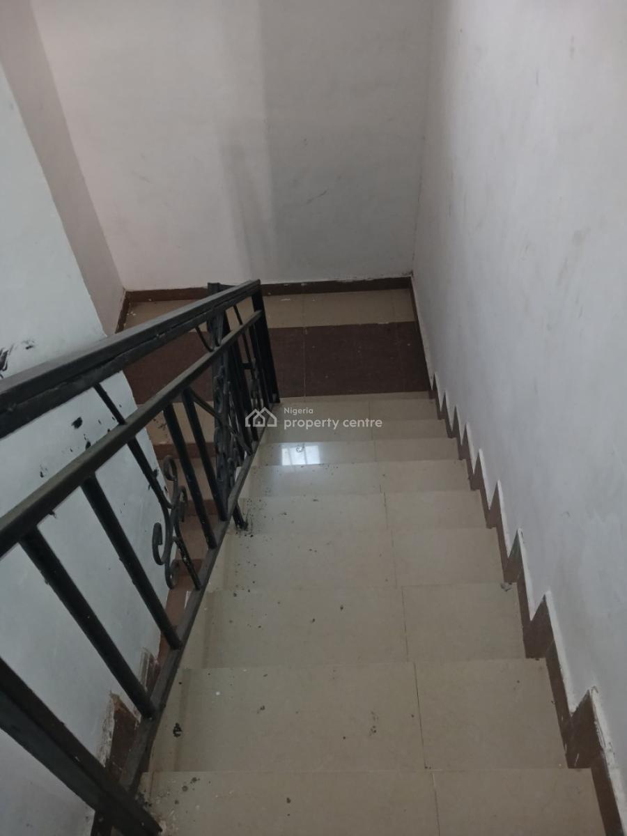 Vacant 6 Bedroom Duplex with 2units of 3 Bedroom, Ikotun, Lagos, House for Sale