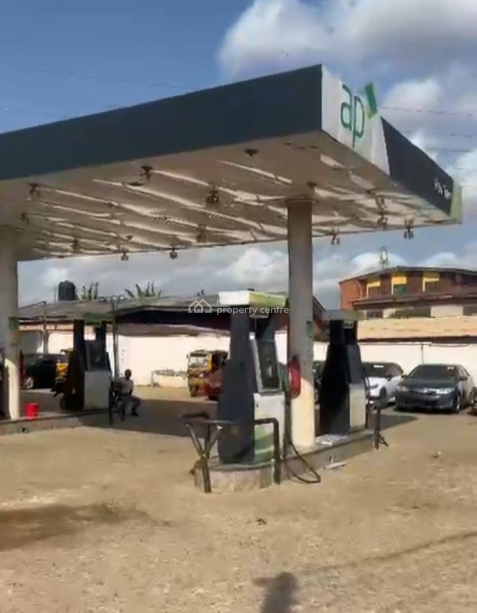 Filling Station, Along Idimu-ejigbo Road Alimosho, Idimu, Lagos, Filling Station for Sale