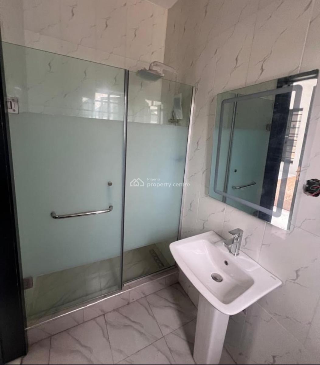 Nicely Built 2 Bedroom Apartment, Ologolo, Lekki, Lagos, Flat / Apartment for Sale