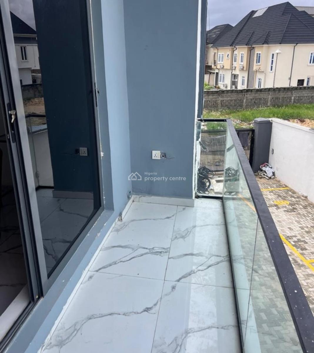 Nicely Built 2 Bedroom Apartment, Ologolo, Lekki, Lagos, Flat / Apartment for Sale