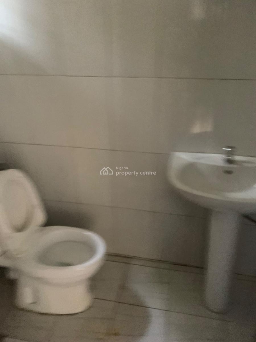 2 Bedroom Flat on The Ground Floor, Area 2, Garki, Area 2, Garki, Abuja, Flat / Apartment for Rent