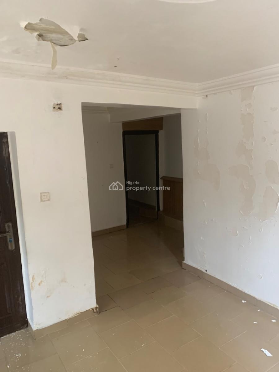 2 Bedroom Flat on The Ground Floor, Area 2, Garki, Area 2, Garki, Abuja, Flat / Apartment for Rent