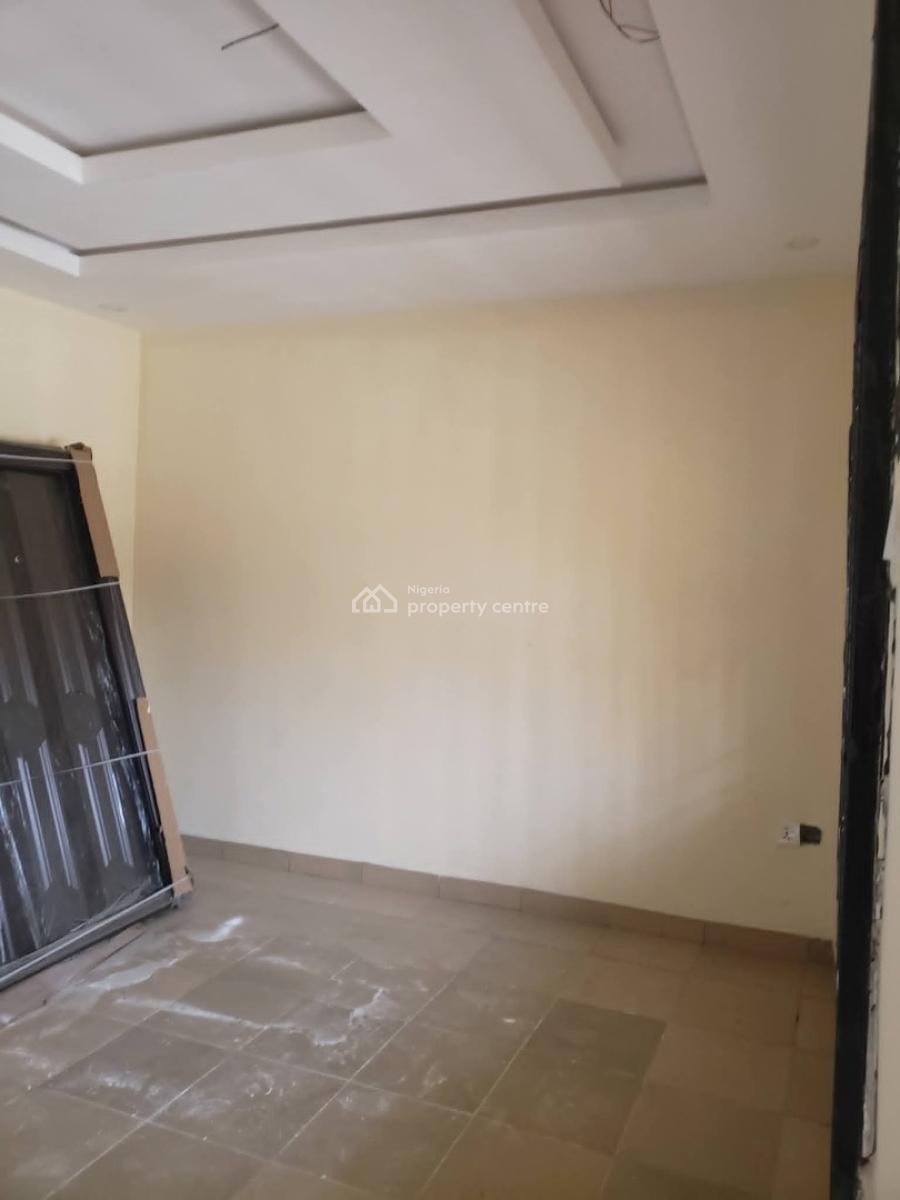 Standard 2 Bedroom Flat with Federal Light, Police Post Off G U Akeh Road Eliozu, Eliozu, Port Harcourt, Rivers, Flat / Apartment for Rent