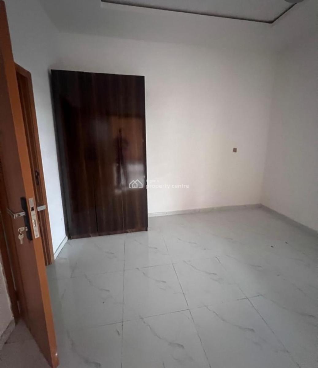 Stunning 1 Bedroom Apartment, Orchid, Lekki, Lagos, Flat / Apartment for Sale