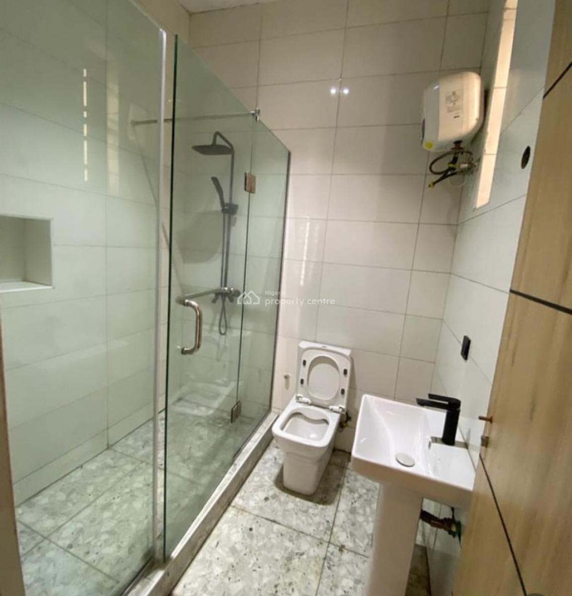 Peculiar 2 Bedroom Apartment, Ikate, Lekki, Lagos, Flat / Apartment for Sale