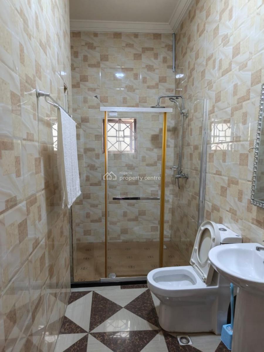 1 Bedroom Miniflat, Adeyemo Akapo, Omole Phase 1, Ikeja, Lagos, Flat / Apartment Short Let