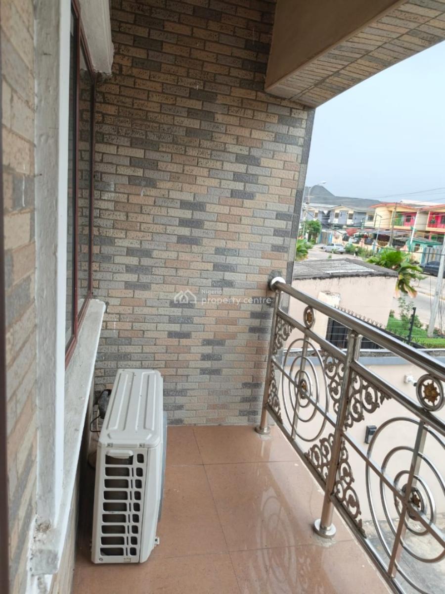 1 Bedroom Miniflat, Adeyemo Akapo, Omole Phase 1, Ikeja, Lagos, Flat / Apartment Short Let
