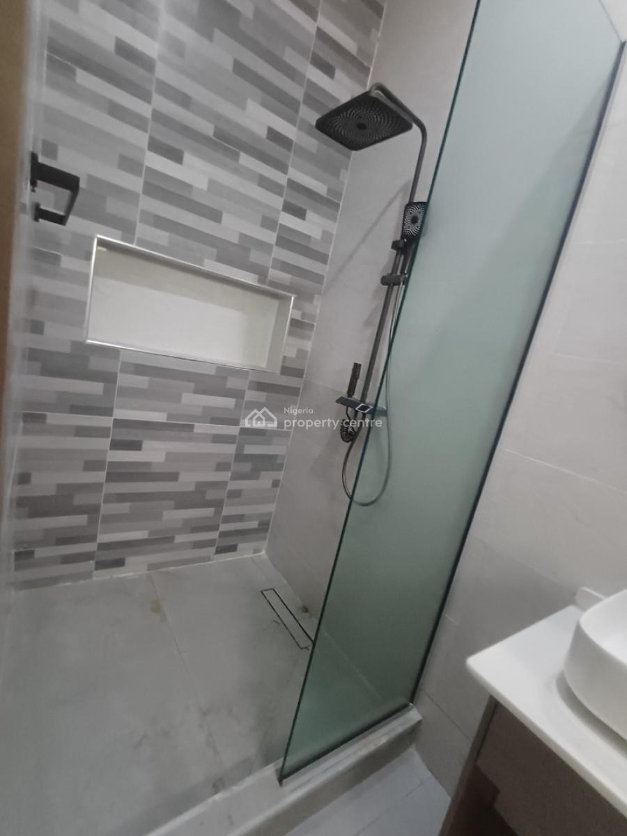 Luxury 3-bedroom Apartment with Bq, Lekki Phase 1, Lekki, Lagos, Flat / Apartment for Sale
