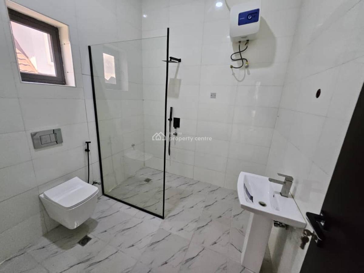 6 Bedrooms Fully Detached Penthouse Duplex with 2 Rooms Self Contain, Gwarinpa, Abuja, Detached Duplex for Sale