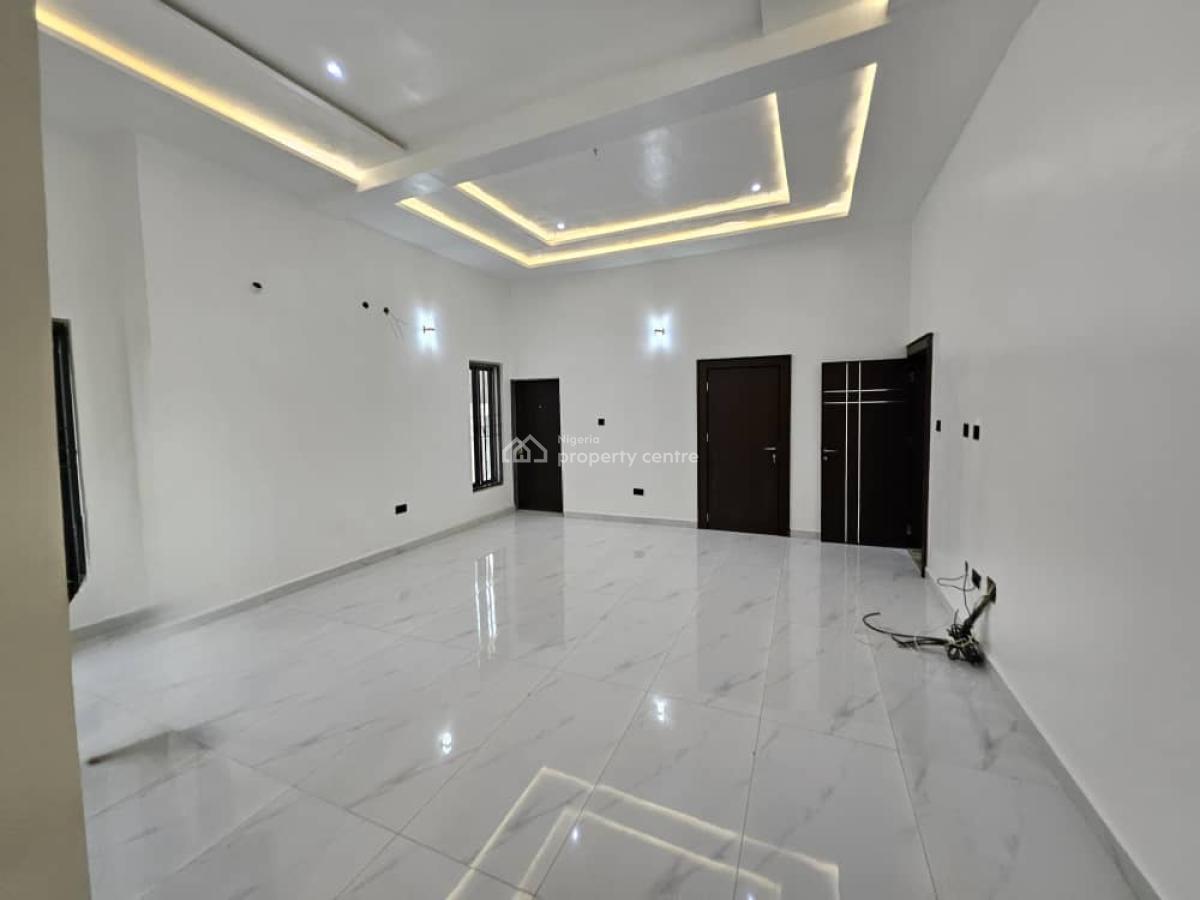 6 Bedrooms Fully Detached Penthouse Duplex with 2 Rooms Self Contain, Gwarinpa, Abuja, Detached Duplex for Sale