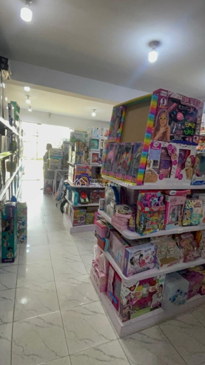 Spacious 4bedroom Semi Duplex, Shopping Mall Accepted, Road 14, Lekki Phase 1, Lekki, Lagos, Plaza / Complex / Mall for Rent