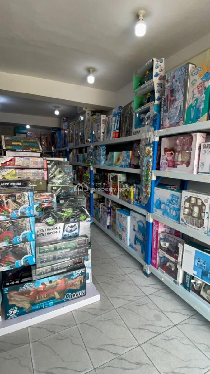 Spacious 4bedroom Semi Duplex, Shopping Mall Accepted, Road 14, Lekki Phase 1, Lekki, Lagos, Plaza / Complex / Mall for Rent