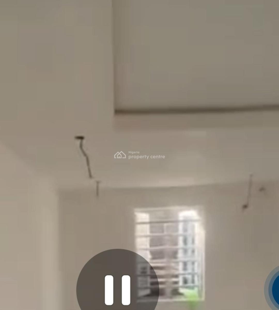 Very Spacious Two Bedroom Flat at  Adekunle Yaba.  Rnt: 3.8m, Adekunle, Yaba, Lagos, Flat / Apartment for Rent