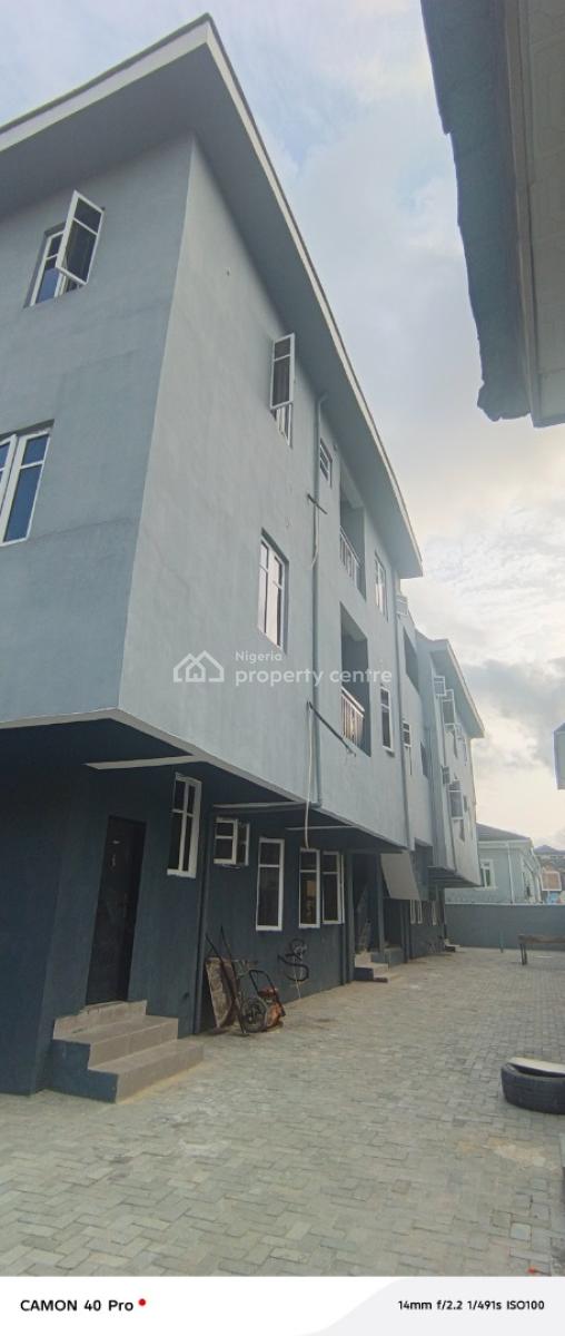 Sharp Two Bed Flat, Bakare Estate Off Agungi Road, Agungi, Lekki, Lagos, Flat / Apartment for Rent