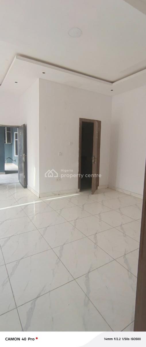 Sharp Two Bed Flat, Bakare Estate Off Agungi Road, Agungi, Lekki, Lagos, Flat / Apartment for Rent