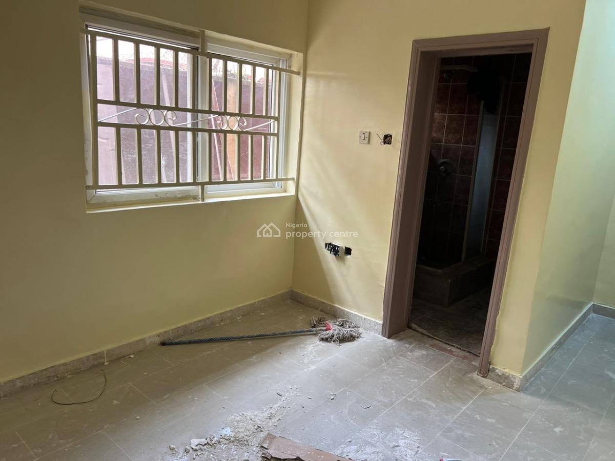 Spacious 3 Bedroom Flat, Lagoon School Axis, Lekki Phase 1, Lekki, Lagos, Flat / Apartment for Rent