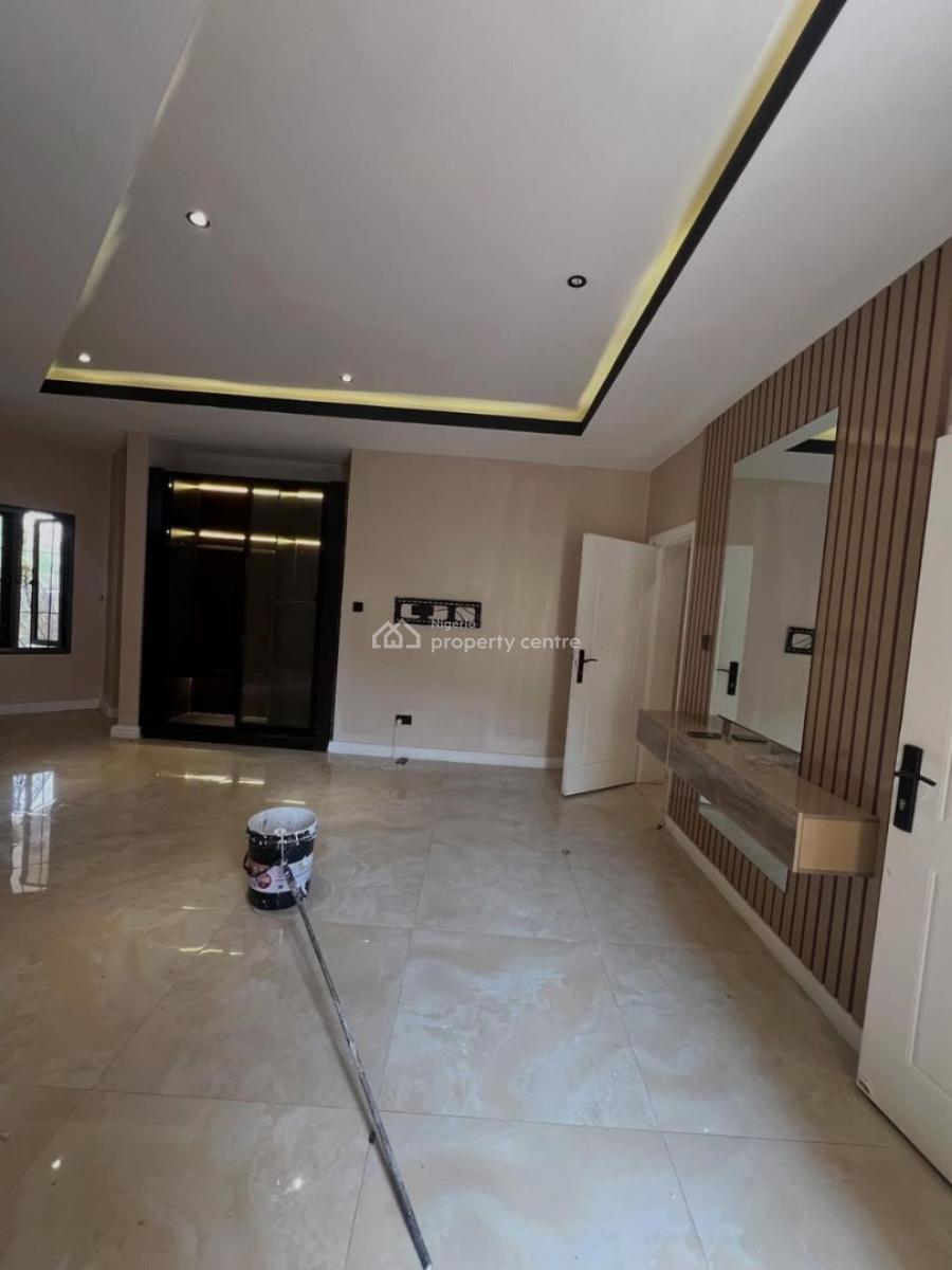 Luxury 2 Bedroom Apartment with Mini Cinema Room, Lekki Phase 1, Lekki, Lagos, Flat / Apartment for Rent