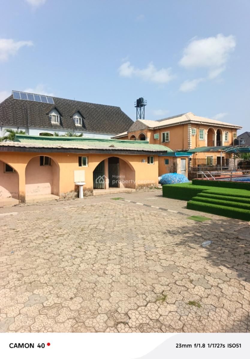 Hotel in Ijegun Ikotun Area, Kudeyibu Estate in Ijegun Ikotun Area, Ijegun, Ikotun, Lagos, Hotel / Guest House for Sale