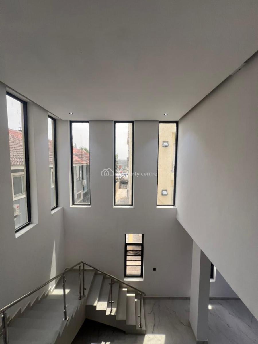 Beautifully Crafted 3 Bedroom Apartment with Elevator, Victoria Island (vi), Lagos, Flat / Apartment for Sale