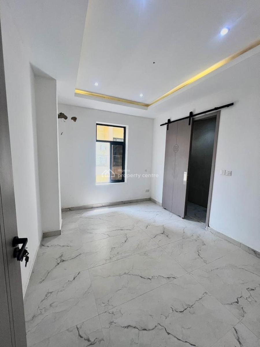 Beautifully Crafted 3 Bedroom Apartment with Elevator, Victoria Island (vi), Lagos, Flat / Apartment for Sale