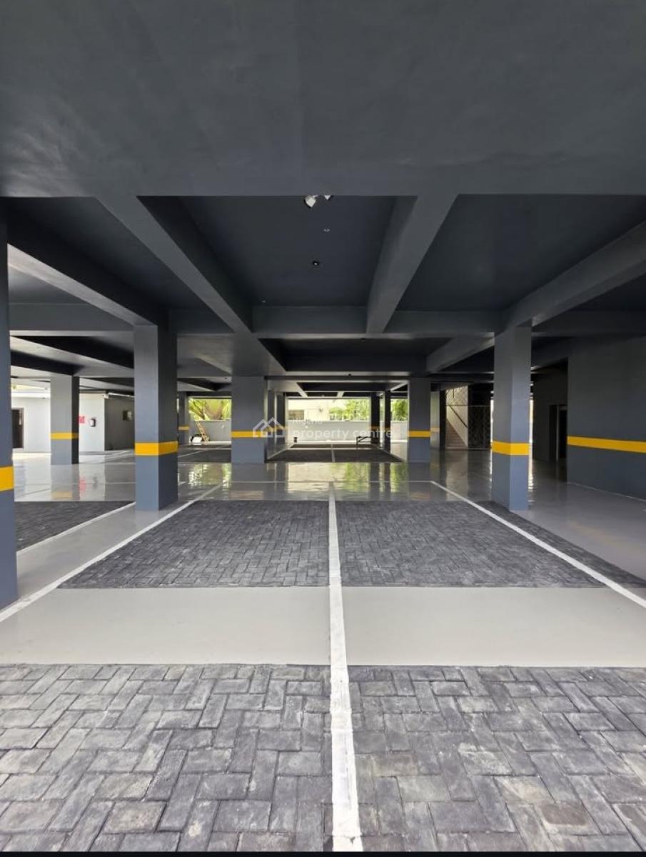 2 Bedroom Penthouse Apartment, Lekki Phase 1, Lekki, Lagos, Flat / Apartment for Sale