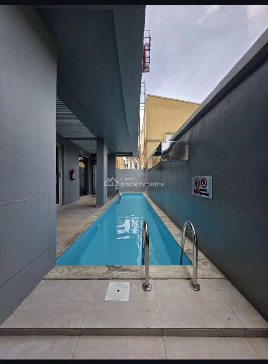 2 Bedroom Penthouse Apartment, Lekki Phase 1, Lekki, Lagos, Flat / Apartment for Sale