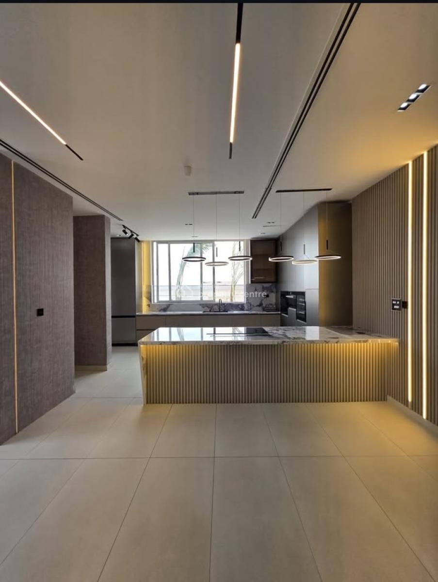 2 Bedroom Penthouse Apartment, Lekki Phase 1, Lekki, Lagos, Flat / Apartment for Sale