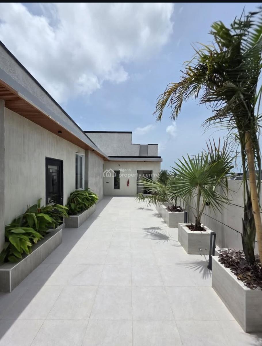 2 Bedroom Penthouse Apartment, Lekki Phase 1, Lekki, Lagos, Flat / Apartment for Sale