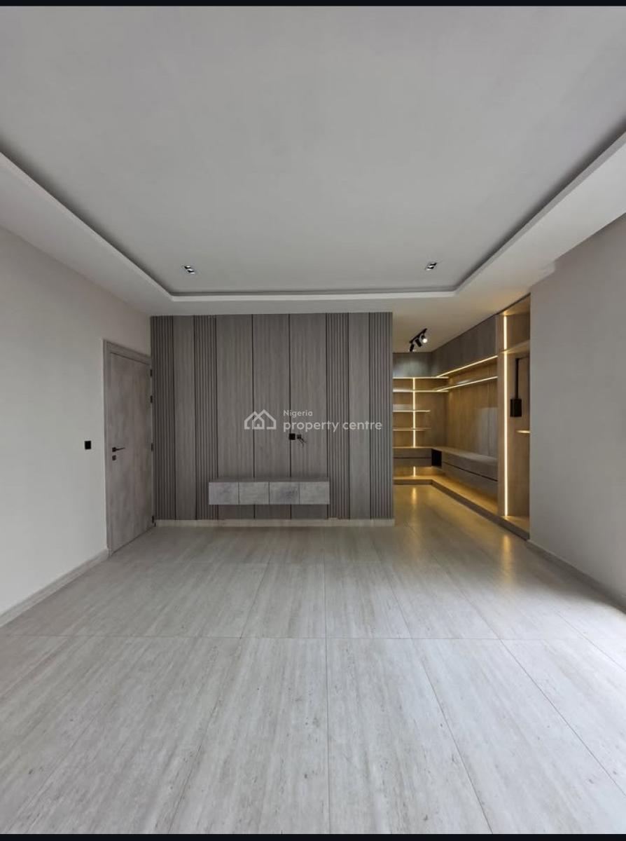 2 Bedroom Penthouse Apartment, Lekki Phase 1, Lekki, Lagos, Flat / Apartment for Sale