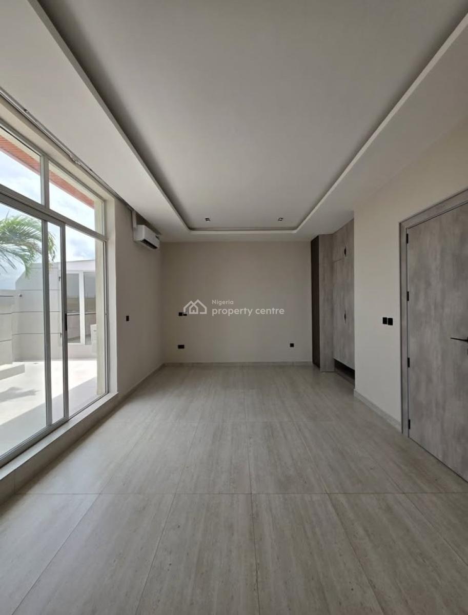 2 Bedroom Penthouse Apartment, Lekki Phase 1, Lekki, Lagos, Flat / Apartment for Sale