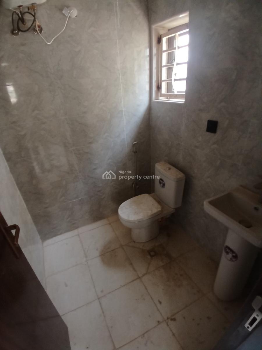 Brand New 5 Bedroom Fully Detached Duplex with 1room Bq, Guzape Abuja Diplomatic Zone, Guzape District, Abuja, Detached Duplex for Sale