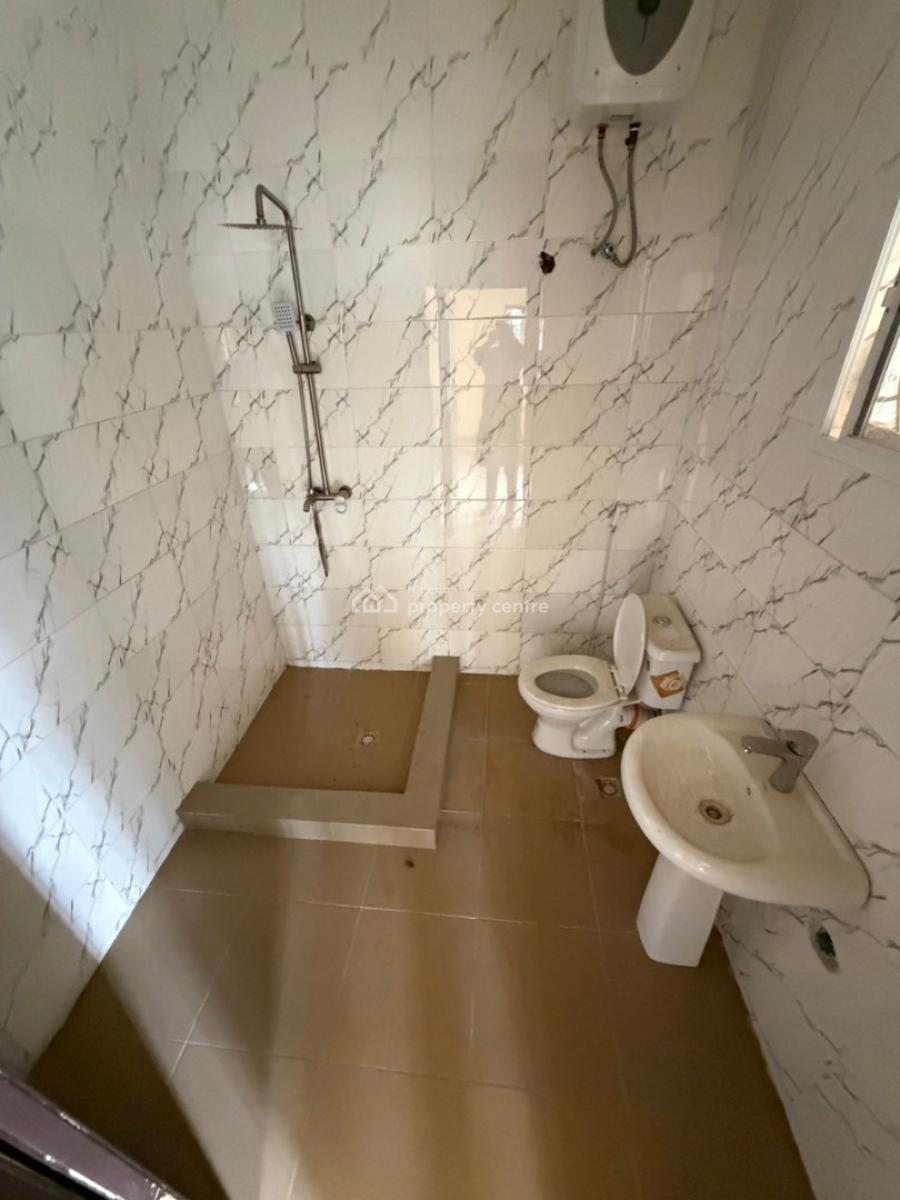 Nice 5 Bedrooms Detached Duplex 2 Living Rooms & 2 Rooms Bq, Life Camp, Abuja, Detached Duplex for Sale