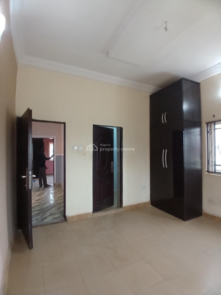 Well Renovated 5 Bedroom Terrace Duplex, Guzape Abuja Diplomatic Zone, Guzape District, Abuja, Terraced Duplex for Rent