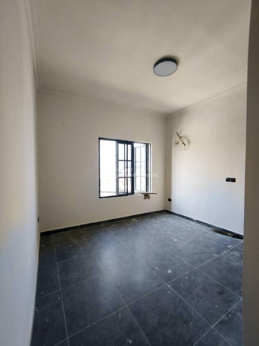 Serviced 1&3 Bedrooms Flats Upstairs with a Swimming Pool, Off Freedom Way Lekki, Lekki Phase 1, Lekki, Lagos, Flat / Apartment for Sale