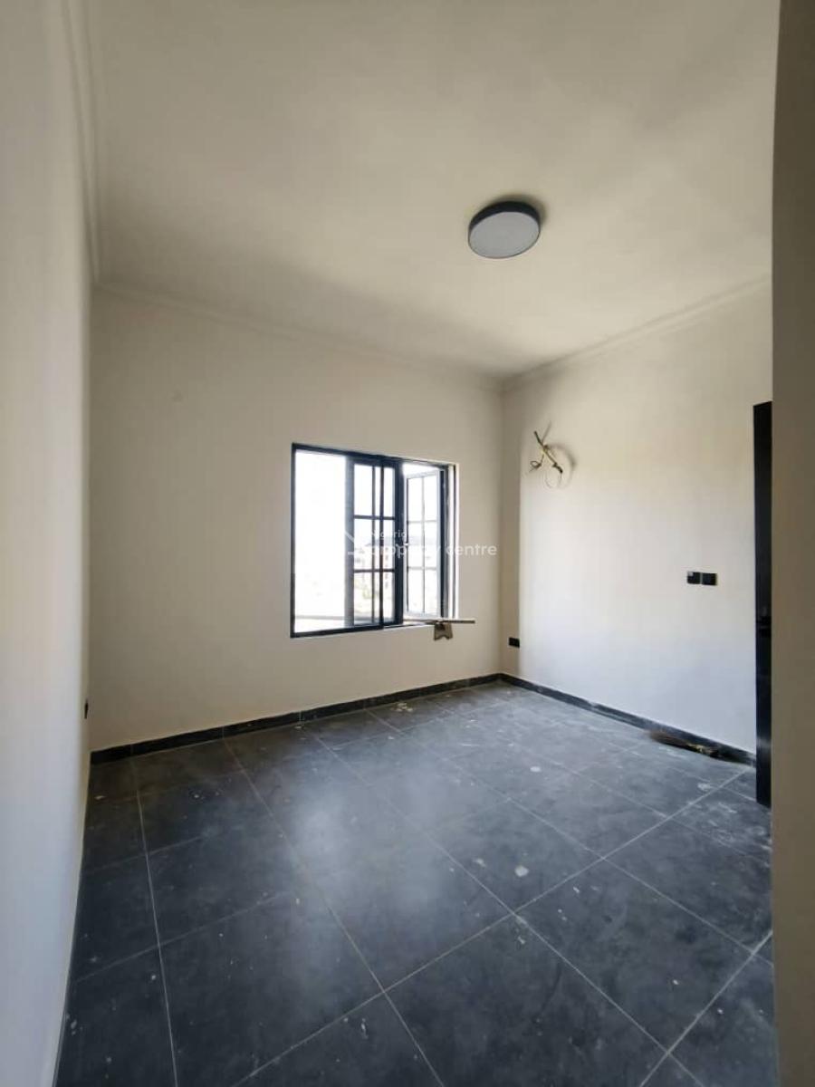 Serviced 1&3 Bedrooms Flats Upstairs with a Swimming Pool, Off Freedom Way Lekki, Lekki Phase 1, Lekki, Lagos, Flat / Apartment for Sale