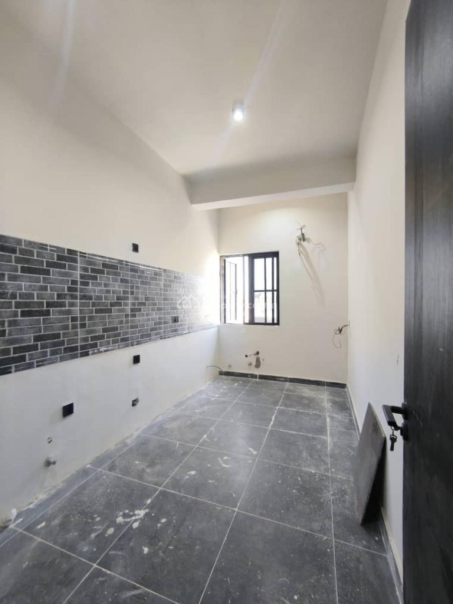 Serviced 1&3 Bedrooms Flats Upstairs with a Swimming Pool, Off Freedom Way Lekki, Lekki Phase 1, Lekki, Lagos, Flat / Apartment for Sale