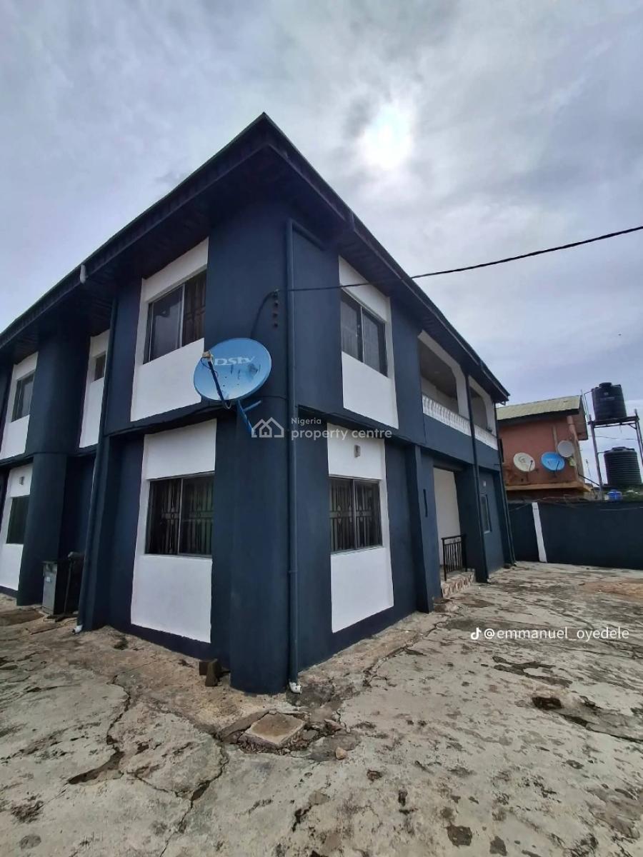 Beautiful 8 Flats, Off Igando / Ikotun Road, Ikotun, Lagos, Block of Flats for Sale