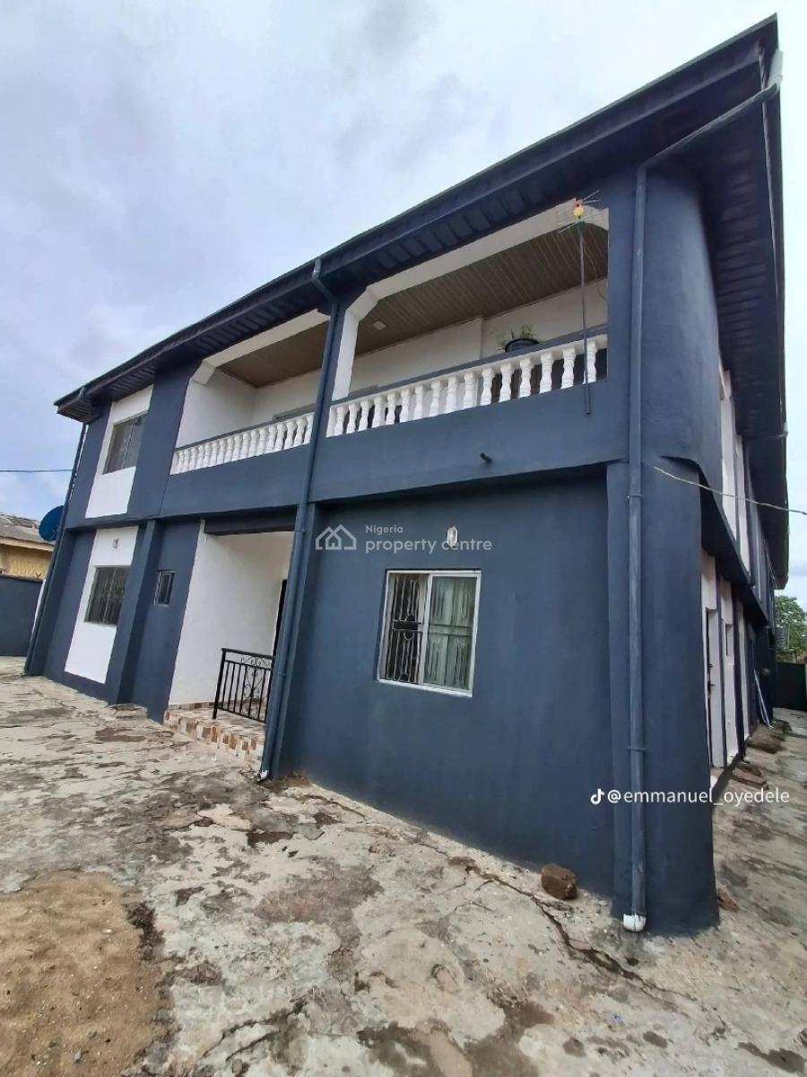 Beautiful 8 Flats, Off Igando / Ikotun Road, Ikotun, Lagos, Block of Flats for Sale