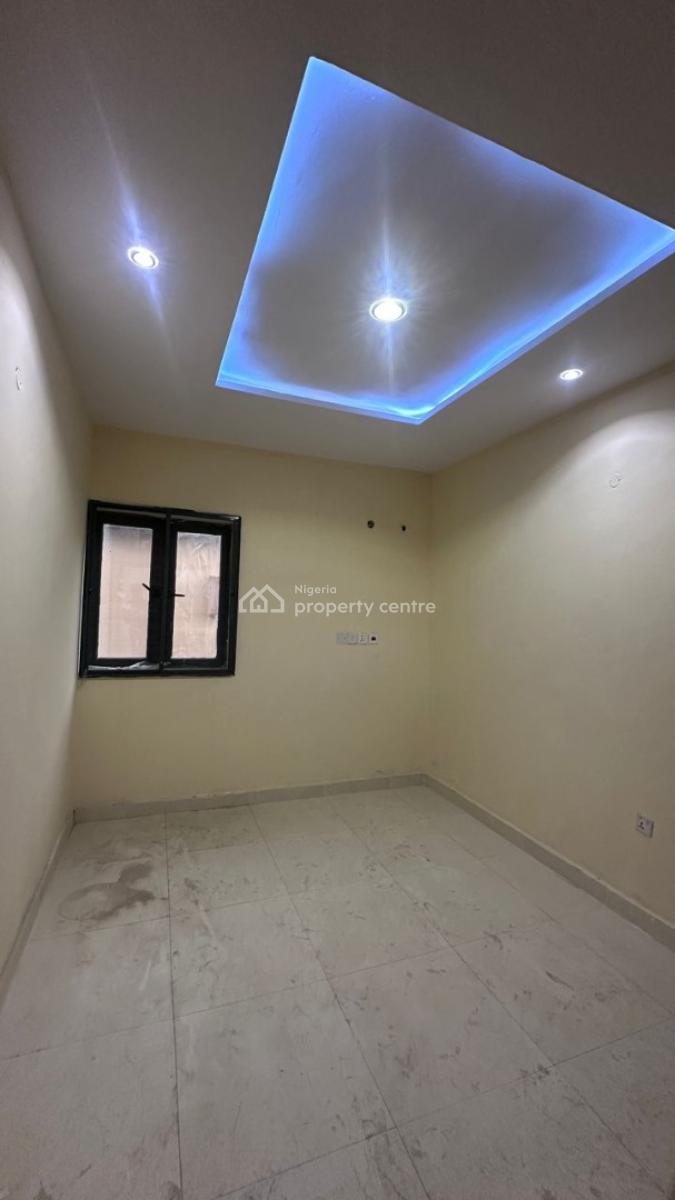 a 4 Bedroom Semi Detached Duplex with a Room Bq and Swimming Pool, at Jericho Hill Estate, Jericho Gra, Ibadan, Ibadan, Oyo, House for Sale