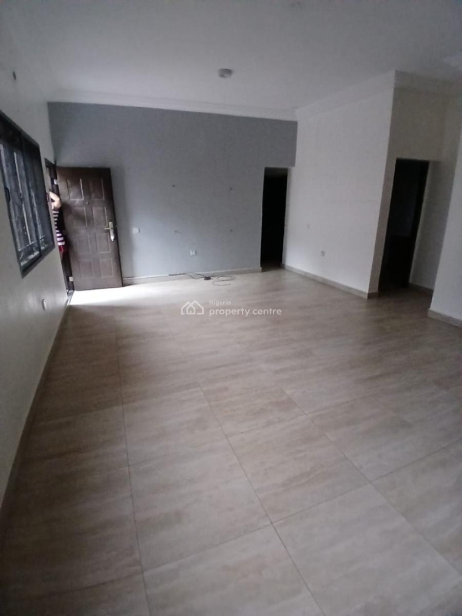 Spacious Self Service 3bedroom Flat, Off Admiralty Way, Lekki Phase 1, Lekki, Lagos, Flat / Apartment for Rent