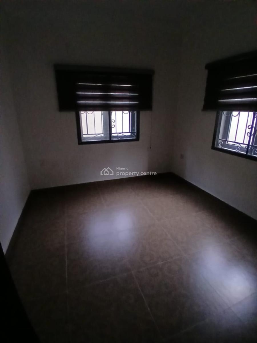 Spacious Self Service 3bedroom Flat, Off Admiralty Way, Lekki Phase 1, Lekki, Lagos, Flat / Apartment for Rent
