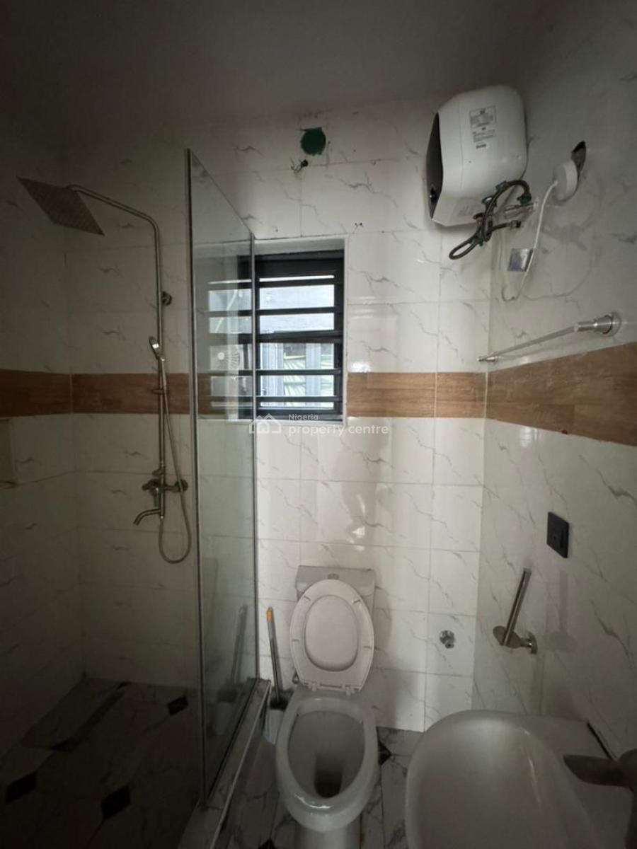 Luxury 2-bedroom Apartment with Excellent Facility, Ologolo, Lekki, Lagos, Flat / Apartment for Rent