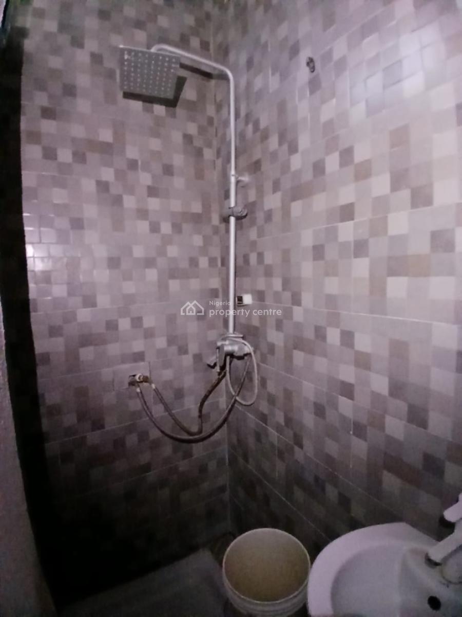 3bedroom Apartment, Lekki Phase 1, Lekki, Lagos, Flat / Apartment for Rent