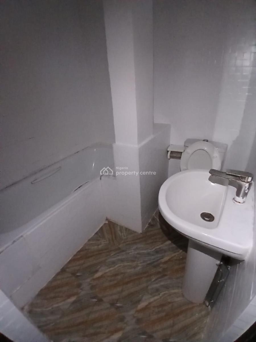 3bedroom Apartment, Lekki Phase 1, Lekki, Lagos, Flat / Apartment for Rent