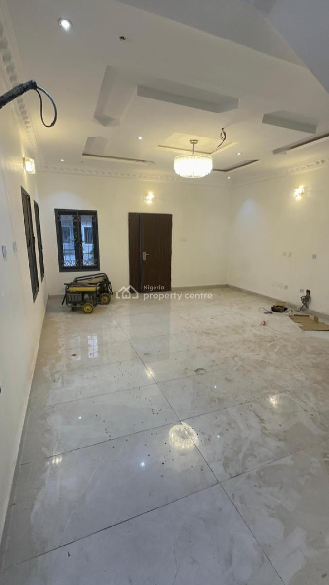 Luxury 4 Bedroom Spacious Terrace Duplex,bq,pantry,equipped Kitchen, Serene and Well Secured Neighborhood, Wuse, Abuja, Terraced Duplex for Sale