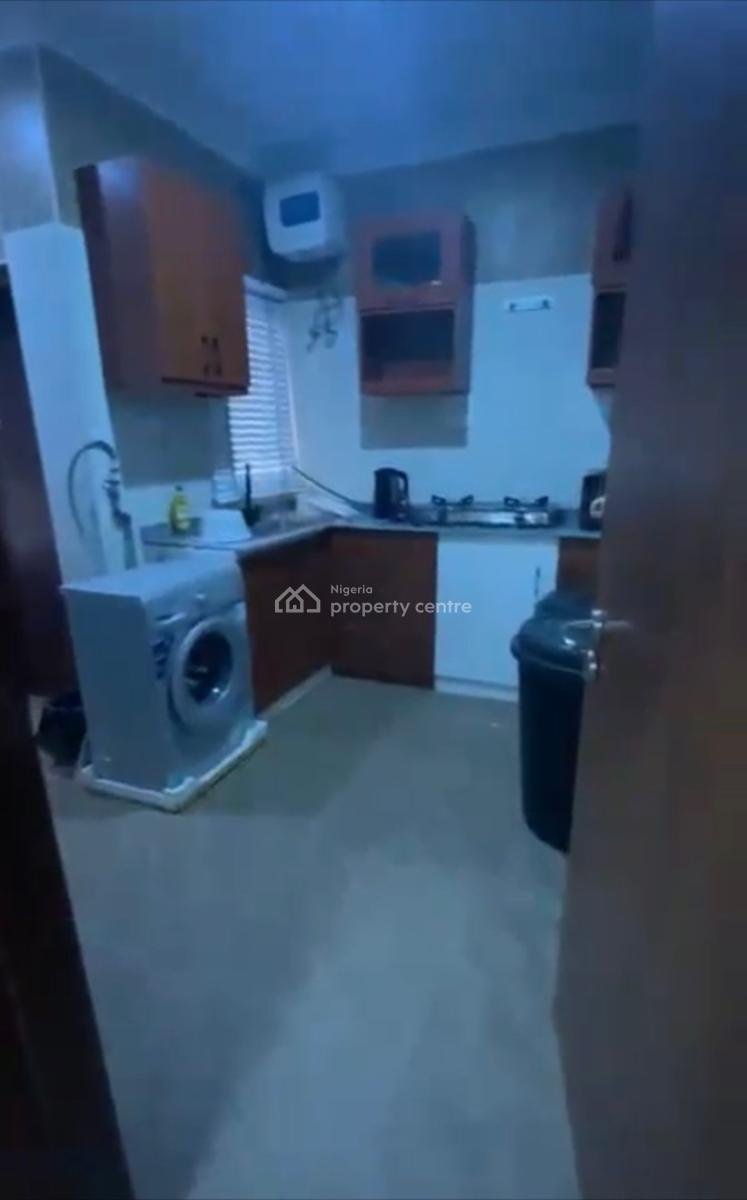 Luxury Furnished 2bedroom En-suite Flat, Tarred Road, Wuye Main, Wuye, Abuja, Block of Flats for Sale