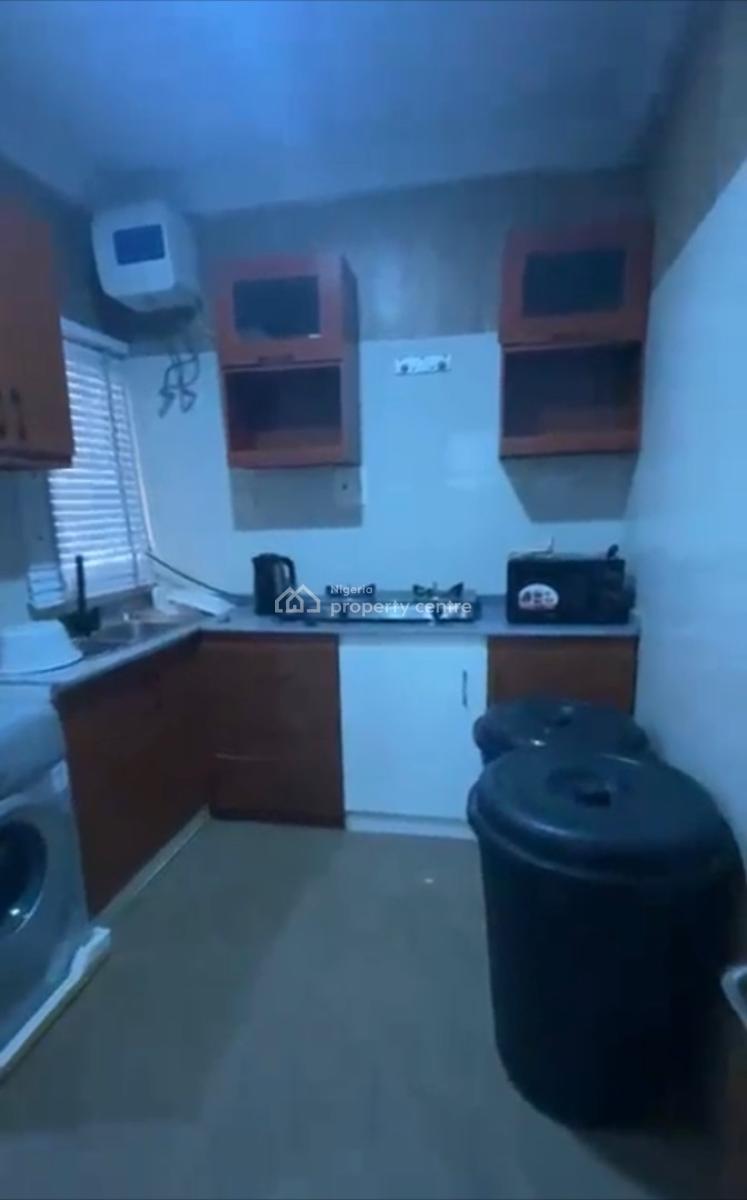 Luxury Furnished 2bedroom En-suite Flat, Tarred Road, Wuye Main, Wuye, Abuja, Block of Flats for Sale